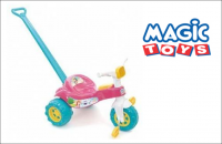 Triciclo com empurrador